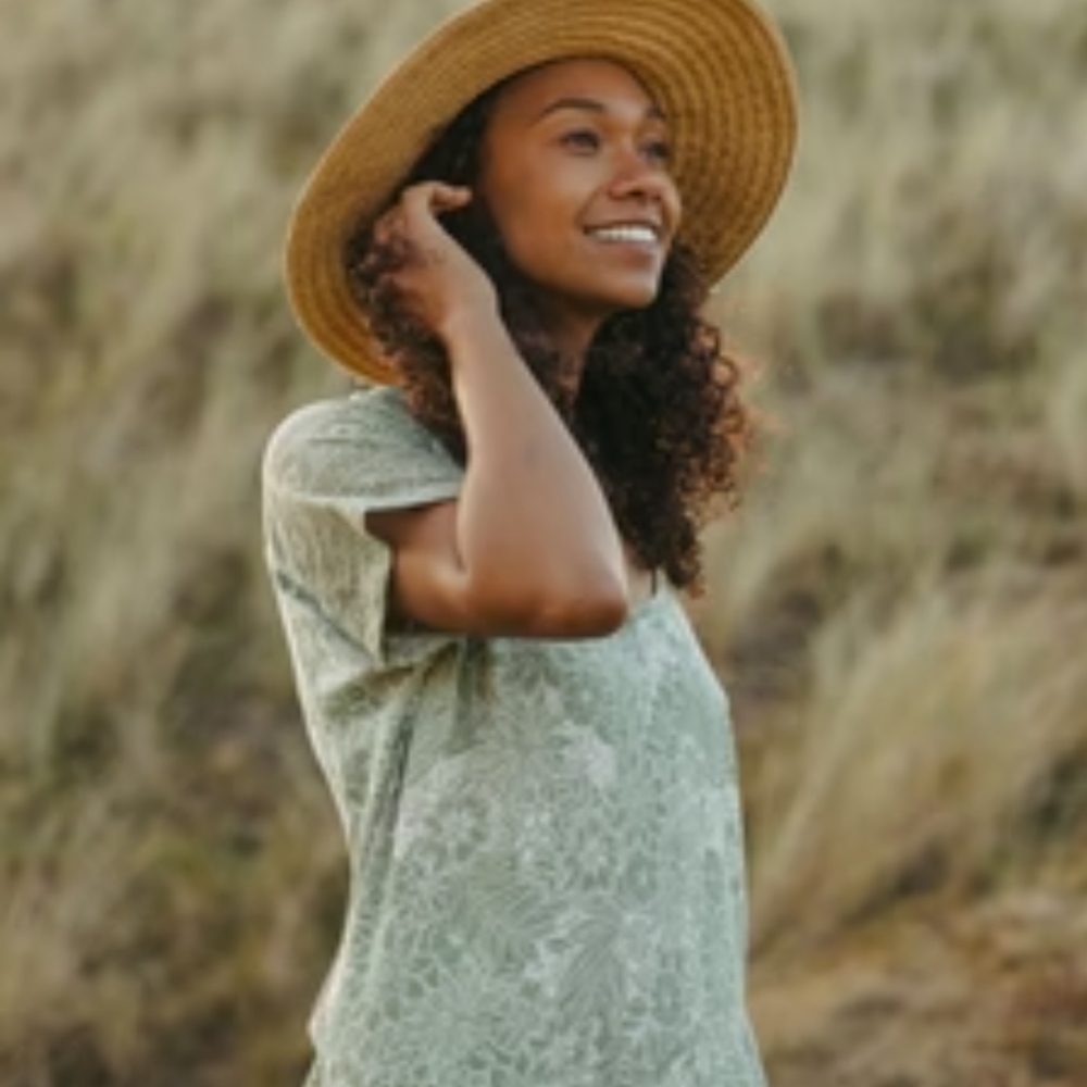 Passenger Lace Sleeve Women's Top